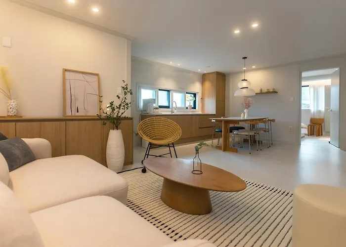 Dmc Premium House 4* Seoel