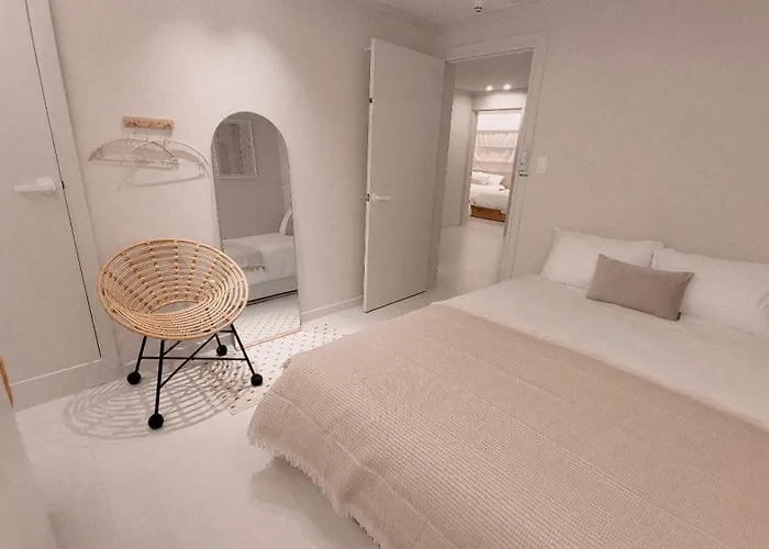 Dmc Premium House Affittacamere Seul